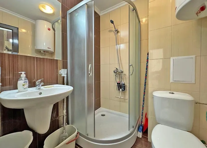 2 Astoria 2 Elenite Daire *